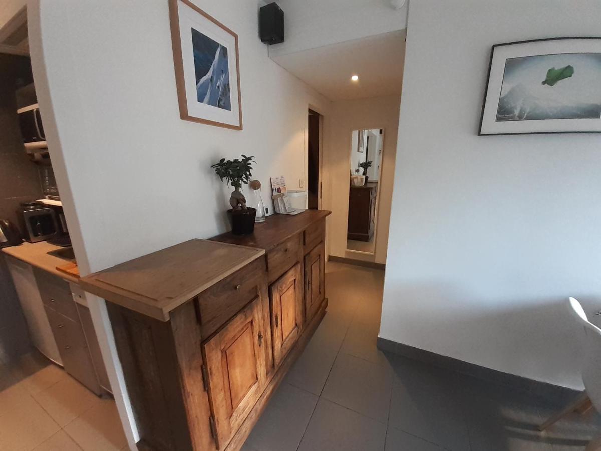 Studio Quartier Calme Centre Ville Vue Mont Blanc Chamonix Exterior foto