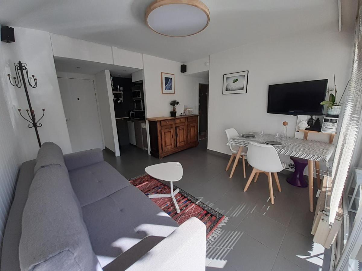 Studio Quartier Calme Centre Ville Vue Mont Blanc Chamonix Exterior foto